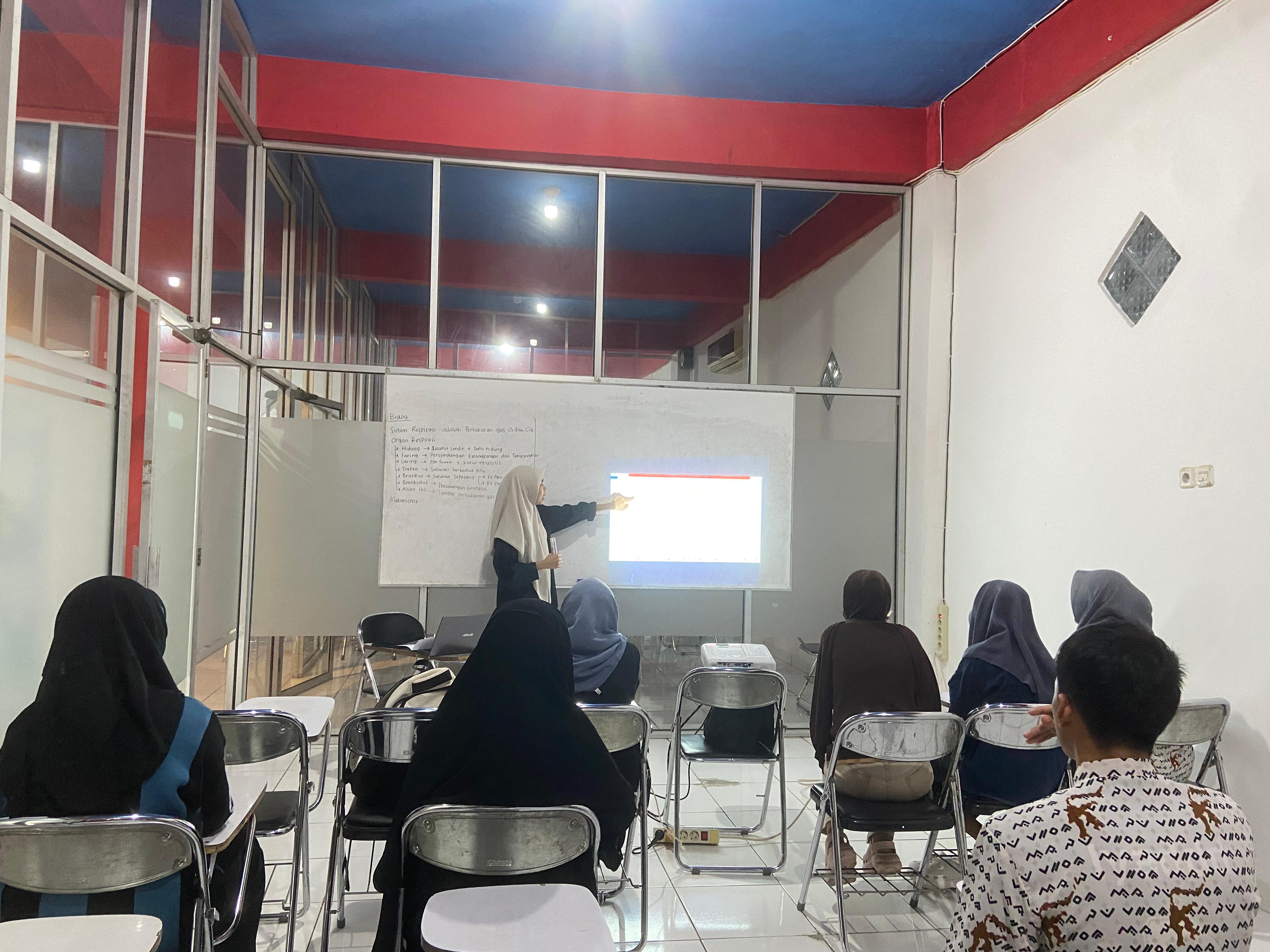 TIEC-ID Luncurkan Program Kelas Intensif Bahasa Inggris dan Matematika