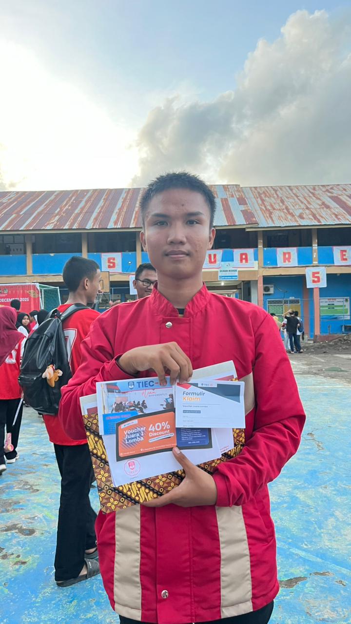 Pembagian voucher bimbel TIEC-ID untuk kegiatan porseni